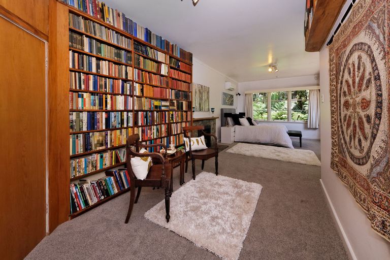 Photo of property in 47 Kopiko Road, Titirangi, Auckland, 0604