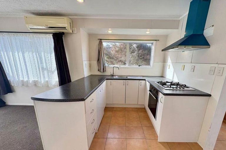 Photo of property in 18 Wilkinson Way, Browns Bay, Auckland, 0630