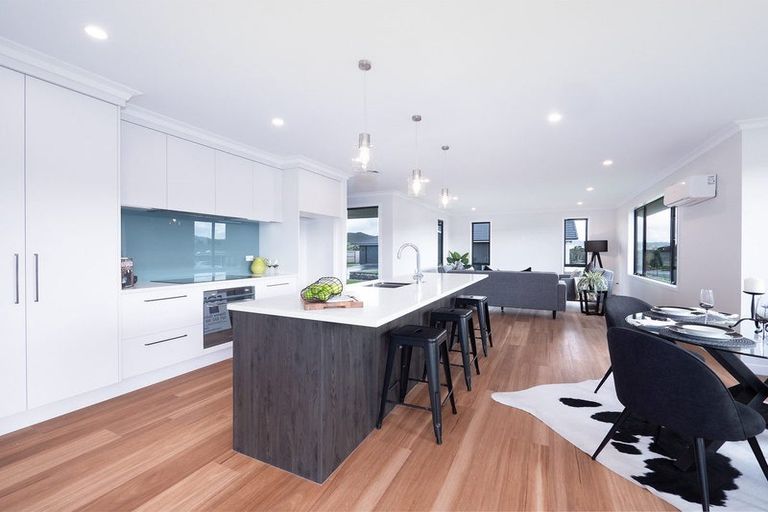 Photo of property in 35 Admiralty Drive, Haruru, 0204