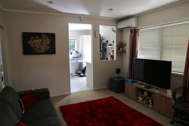 Photo of property in 3/40 Eskdale Road, Birkdale, Auckland, 0626