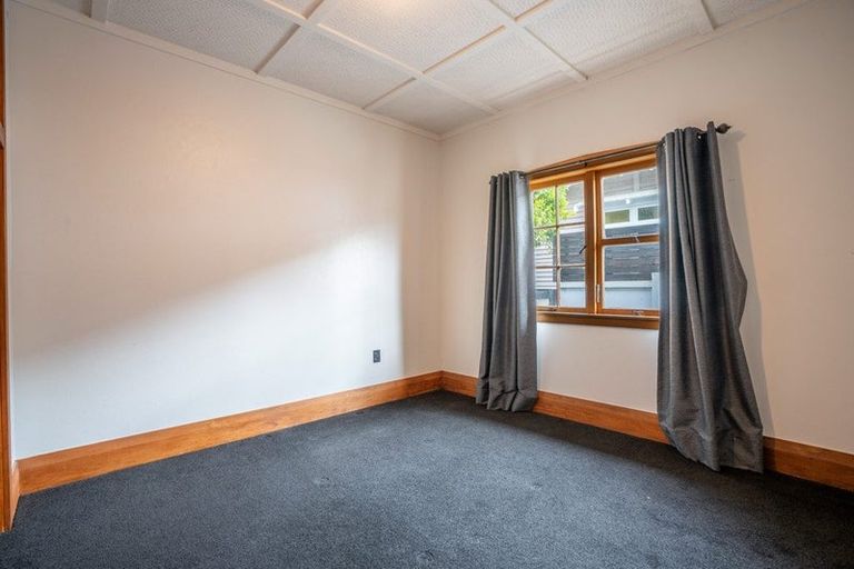 Photo of property in 180 Cambridge Road, Hillcrest, Hamilton, 3216