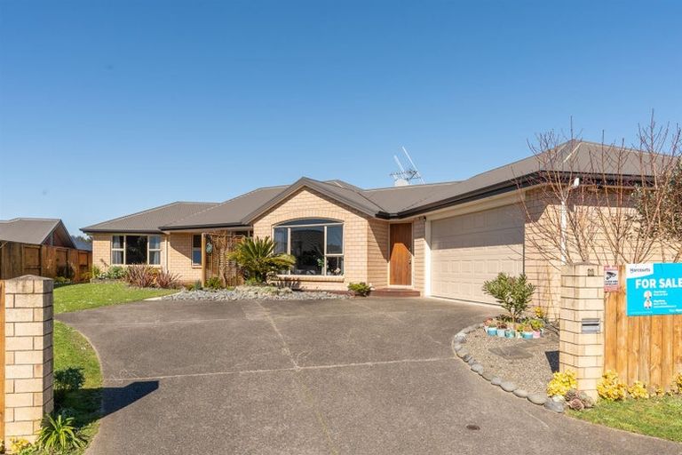 Photo of property in 12 Tarrango Way, Rototuna, Hamilton, 3210