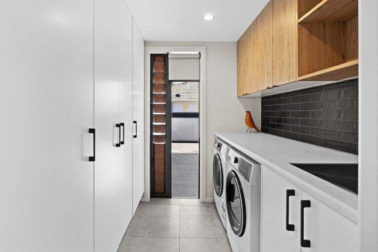 Photo of property in 303 Pakowhai Road, Frimley, Hastings, 4120