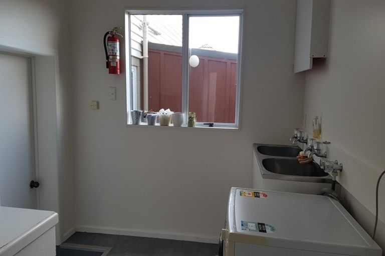 Photo of property in 19 Hauraki Crescent, Pinehill, Auckland, 0632