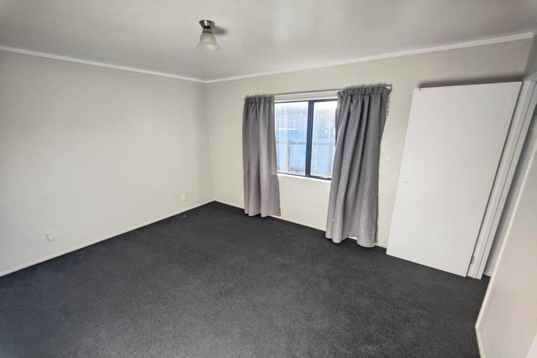 Photo of property in 77 Massey Street, Frankton, Hamilton, 3204