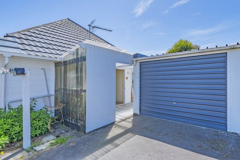Photo of property in St Davids Flats, 1/30 High Street, Leeston, 7632