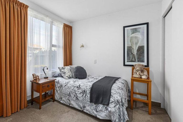 Photo of property in 4-u1 Richard Street, Titahi Bay, Porirua, 5022