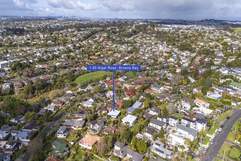 Photo of property in 1/55 Nigel Road, Browns Bay, Auckland, 0630