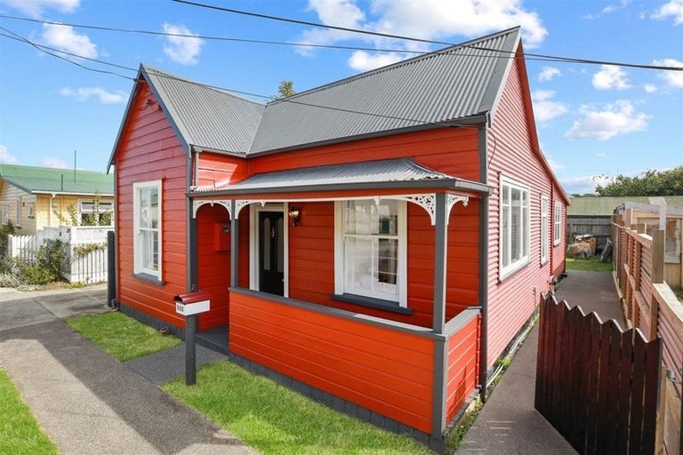 Photo of property in 903 Queen Street, Thames, 3500