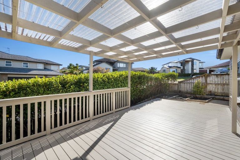 Photo of property in 231 Jeffs Road, Flat Bush, Auckland, 2016