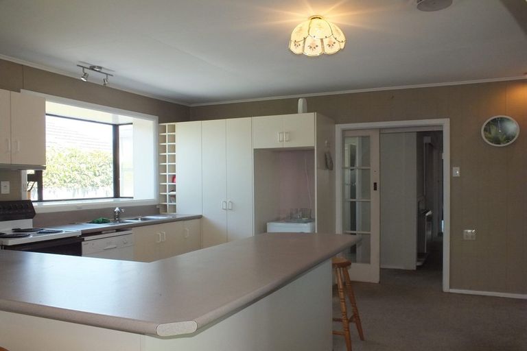 Photo of property in 21 Blankney Street, Hornby, Christchurch, 8042