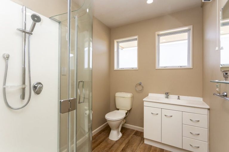 Photo of property in 20 Highfield Place, Avonhead, Christchurch, 8042