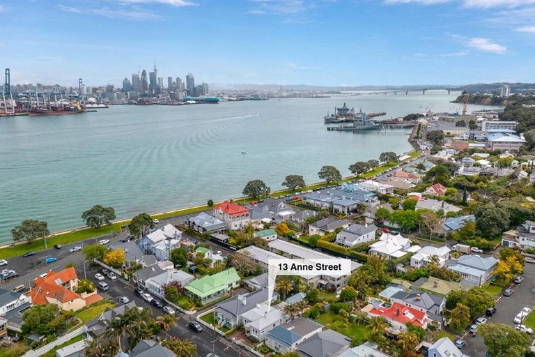 Photo of property in 13 Anne Street, Devonport, Auckland, 0624