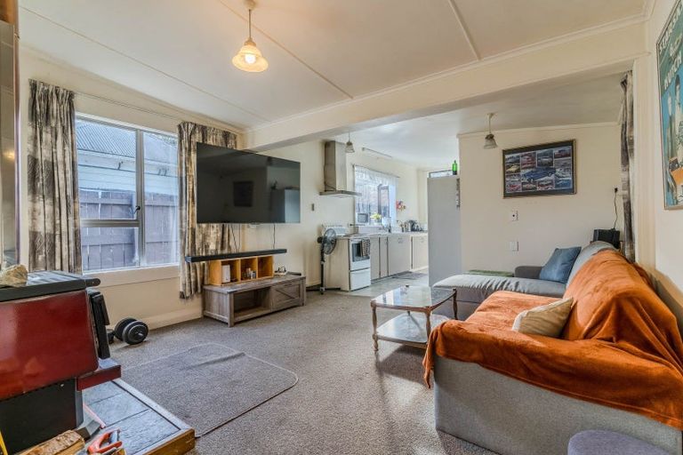 Photo of property in 5 Montague Street, North East Valley, Dunedin, 9010