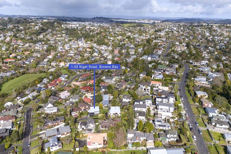 Photo of property in 1/55 Nigel Road, Browns Bay, Auckland, 0630