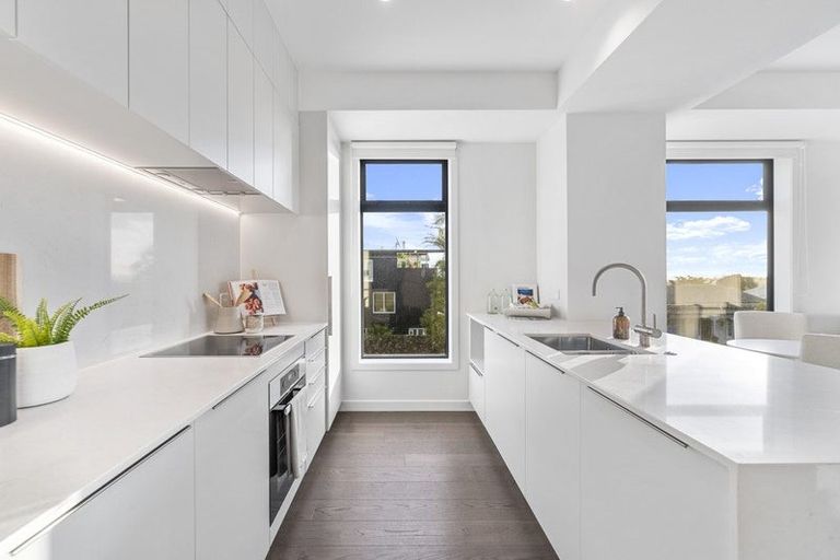 Photo of property in 5/21 Central Avenue, Papatoetoe, Auckland, 2025