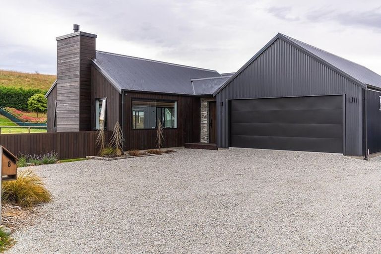 Photo of property in 8 Mulbury Way, Lower Shotover, Queenstown, 9304