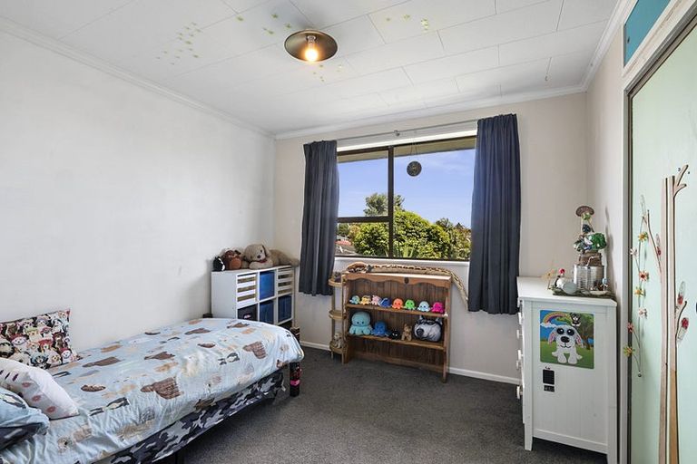 Photo of property in 32a Simons Street, Moturoa, New Plymouth, 4310