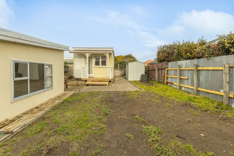 Photo of property in 12 Mahana Road, Paraparaumu Beach, Paraparaumu, 5032