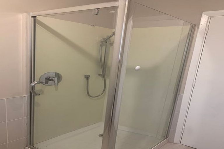 Photo of property in 147 Langdons Road, Northcote, Christchurch, 8052