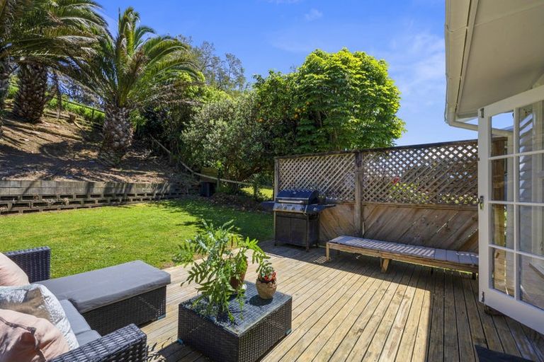 Photo of property in 12 Regent Place, Blagdon, New Plymouth, 4310