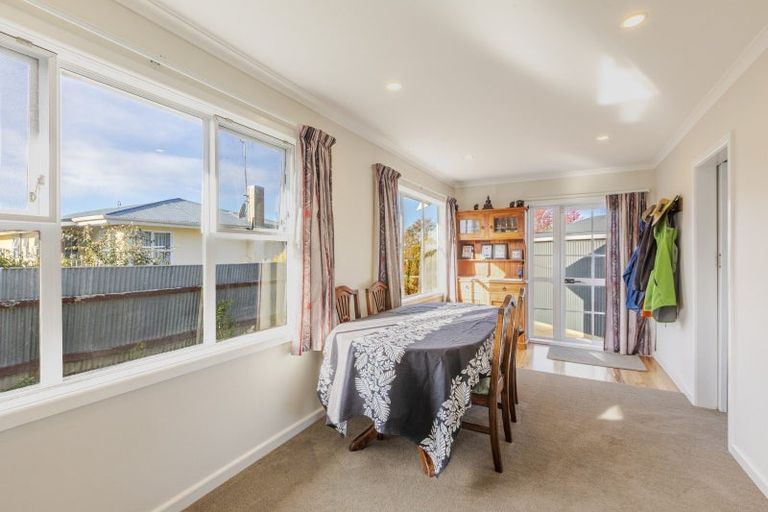 Photo of property in 7 Avon Terrace, Taradale, Napier, 4112