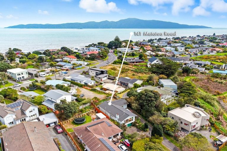 Photo of property in 141 Matatua Road, Raumati Beach, Paraparaumu, 5032