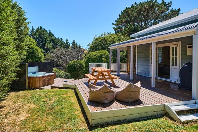Photo of property in 389 Ohariu Valley Road, Ohariu, Wellington, 6037