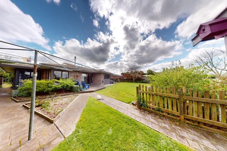Photo of property in 79 Walkers Road, Longburn, Palmerston North, 4477