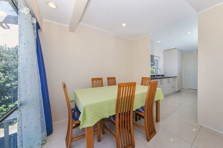 Photo of property in 147 Pigeon Mountain Road, Half Moon Bay, Auckland, 2012