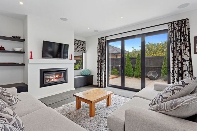 Photo of property in 22 Gilchrist Place, Kaiapoi, 7630