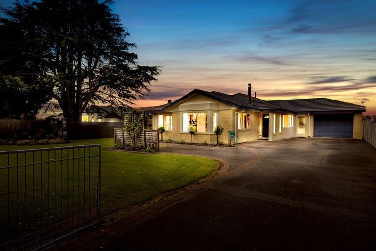 Photo of property in 25 Rimu Street, Inglewood, 4330