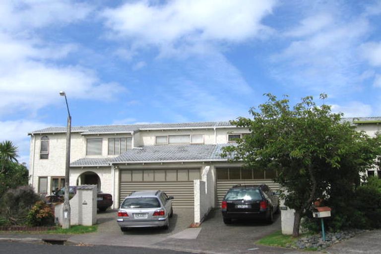 Photo of property in 1/5 Milford Park Place, Milford, Auckland, 0620