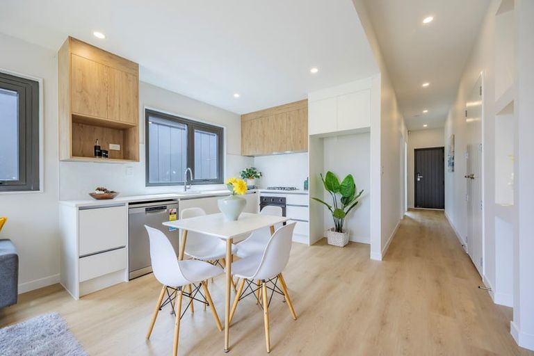 Photo of property in 51 Taukahiwi Road, Pukekohe, 2120