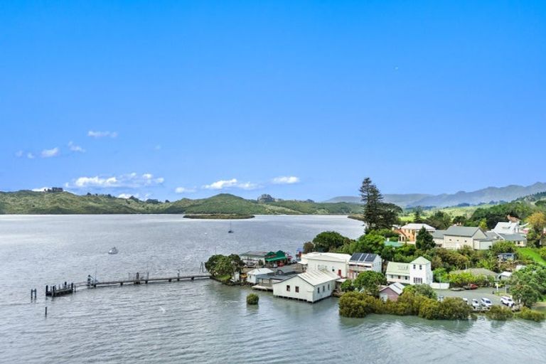 Photo of property in 4 Russell Esplanade, Rawene, Kaikohe, 0473