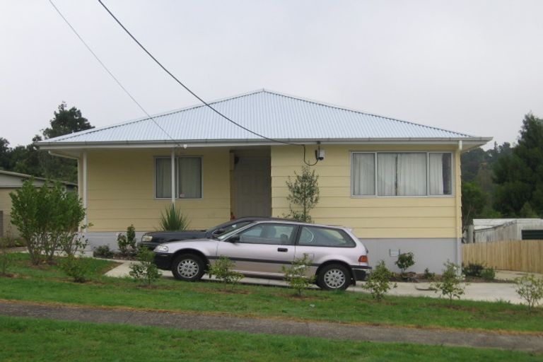 Photo of property in 22 Norman Road, Titirangi, Auckland, 0604