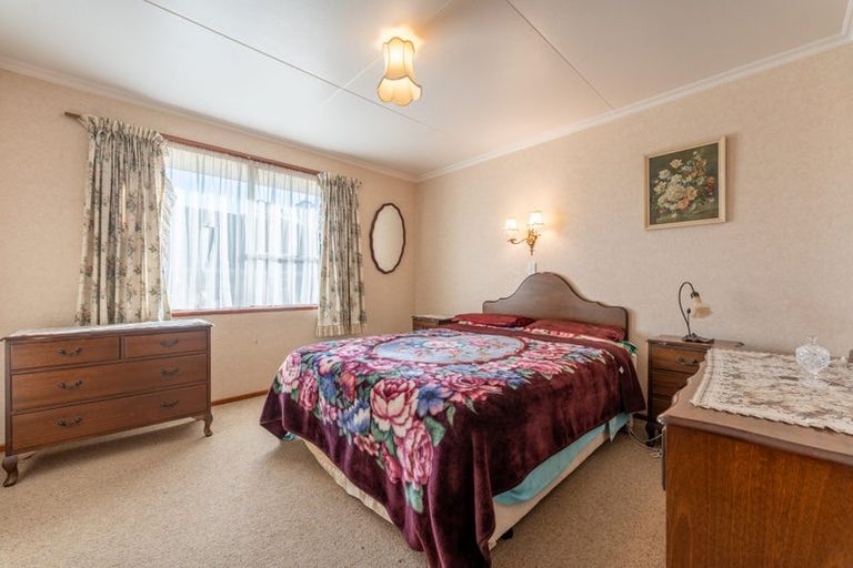 Photo of property in 2 Oxford Street, Holmes Hill, Oamaru, 9401