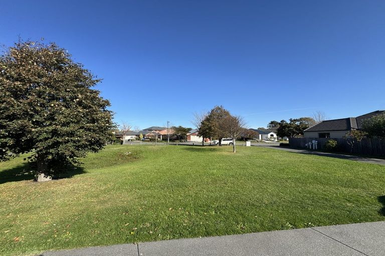 Photo of property in 9 Becmead Drive, Harewood, Christchurch, 8051