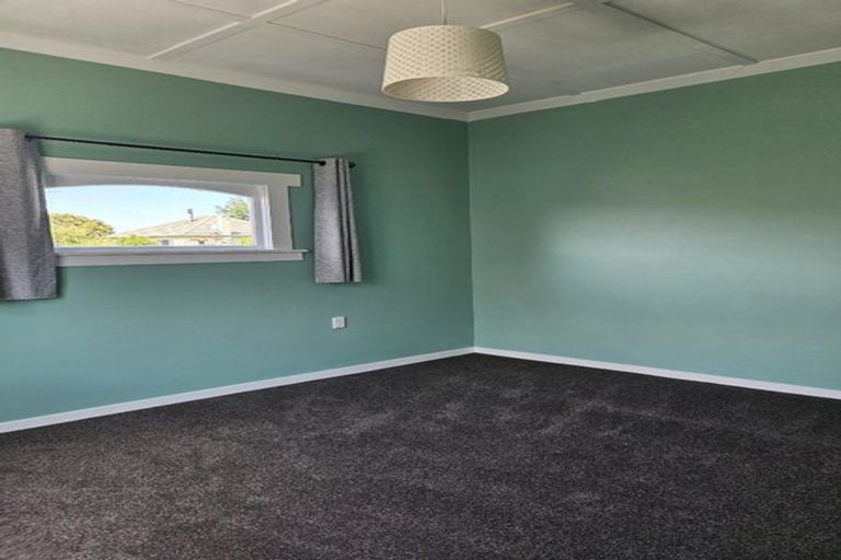 Photo of property in 185 Morton Street, Strathern, Invercargill, 9812