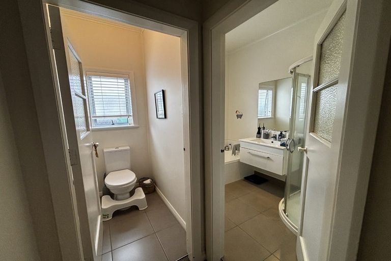 Photo of property in 115 Brooklands Road, Brooklands, New Plymouth, 4310