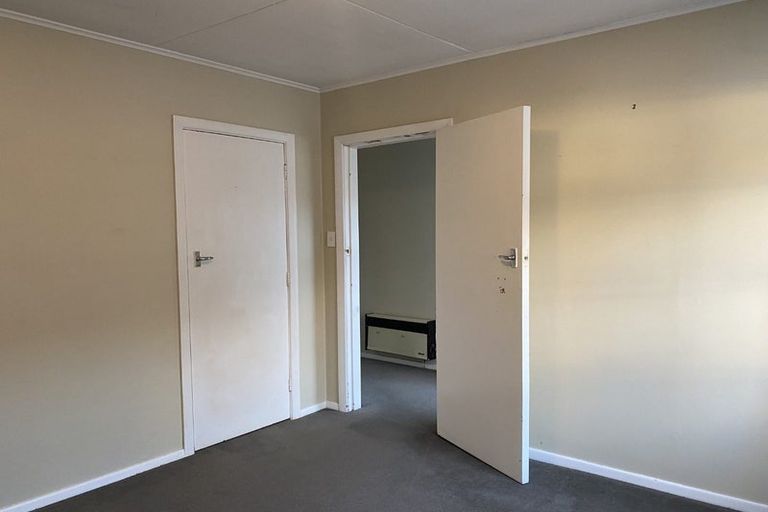 Photo of property in 77 Fraser Street, Wainuiomata, Lower Hutt, 5014