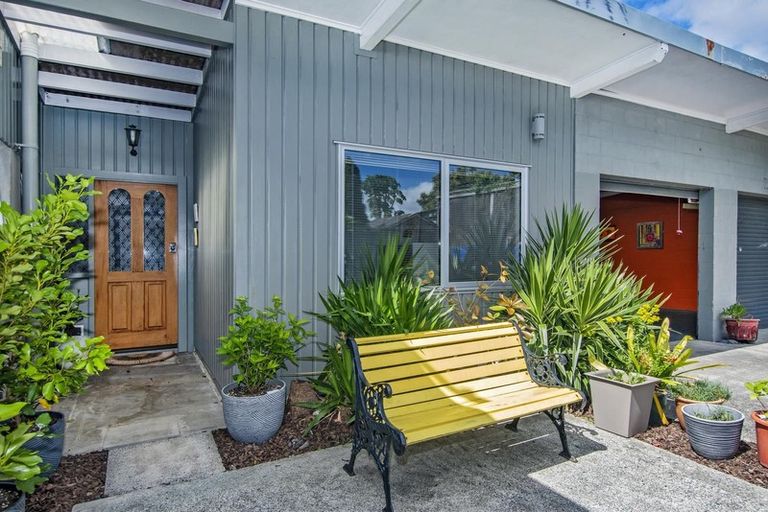 Photo of property in 3 Lincoln Place, Te Kamo, Whangarei, 0112