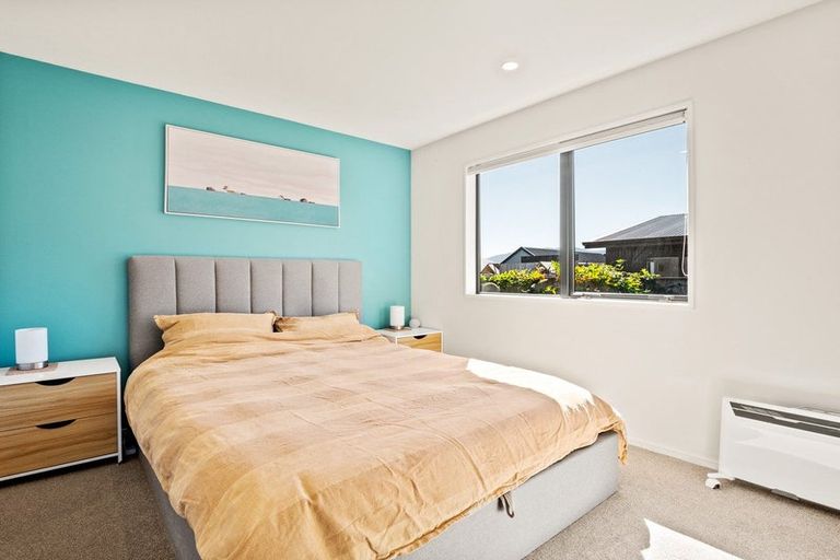 Photo of property in 19 Maize Street, Jacks Point, Queenstown, 9371