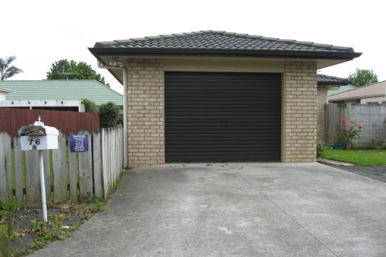 Photo of property in 76a Manuroa Road, Takanini, 2112