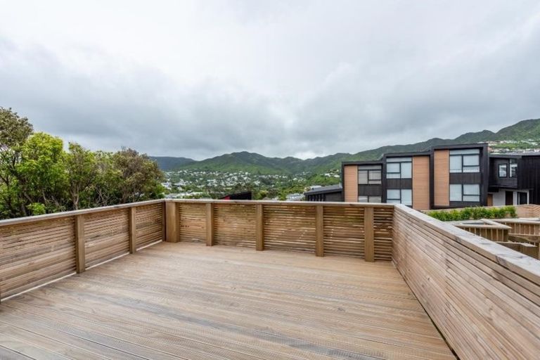 Photo of property in 38u2 Bankot Crescent, Ngaio, Wellington, 6035
