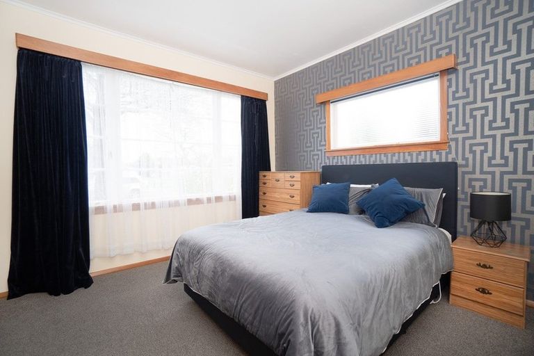 Photo of property in 111 Botanical Road, Takaro, Palmerston North, 4412