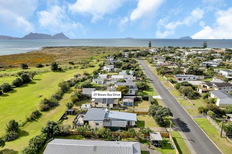 Photo of property in 29 Bream Bay Drive, Ruakaka, 0116