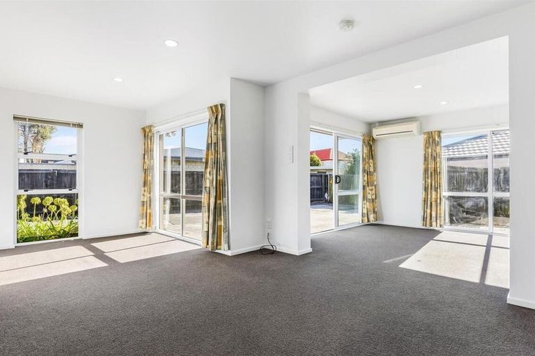 Photo of property in 1/18 George Street, Riccarton, Christchurch, 8041