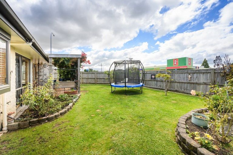 Photo of property in 1 Rose Place, Awapuni, Palmerston North, 4412