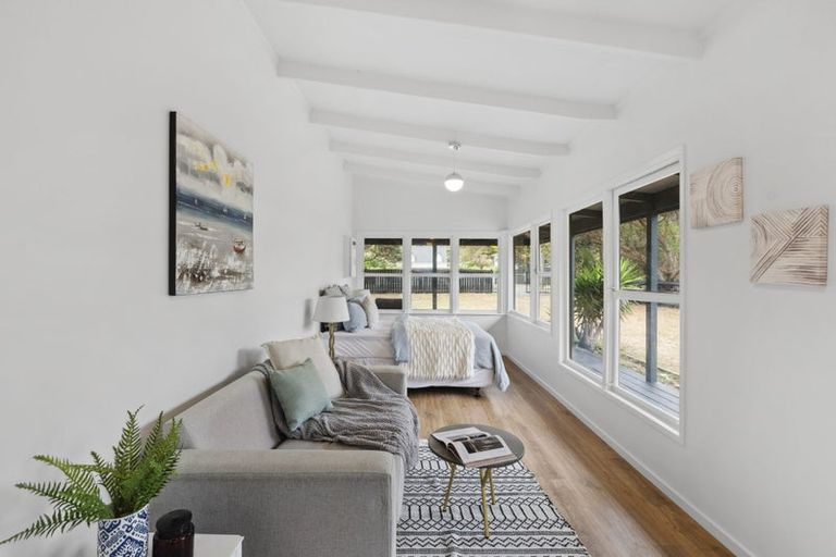 Photo of property in 13 Cordyline Road, Port Waikato, Tuakau, 2695